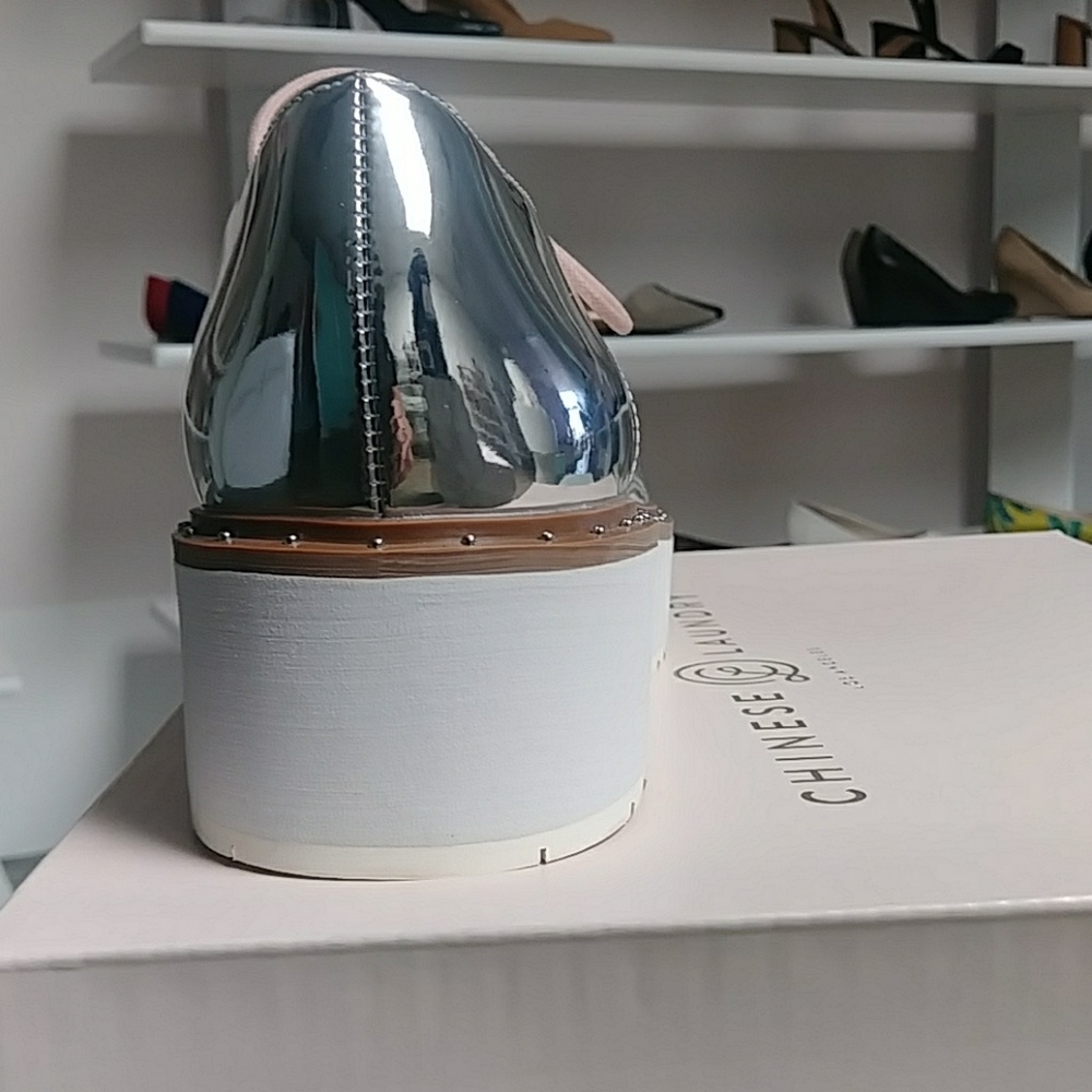 Chinese Laundry Silver Cecilia Oxford - Picture 2 of 2